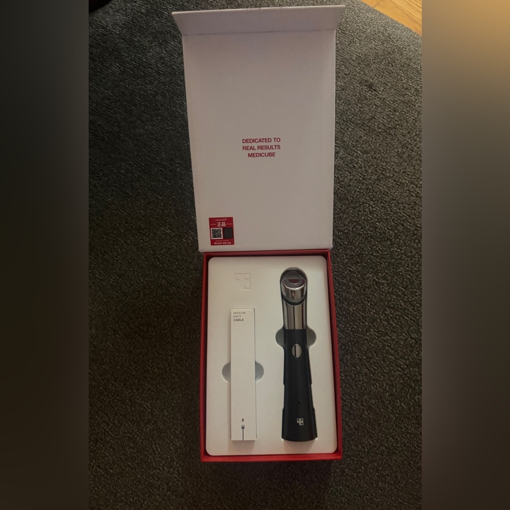 BRAND NEW‼️ MEDICUBE AGE-R BOOSTER HEALER - Picture 6 of 7